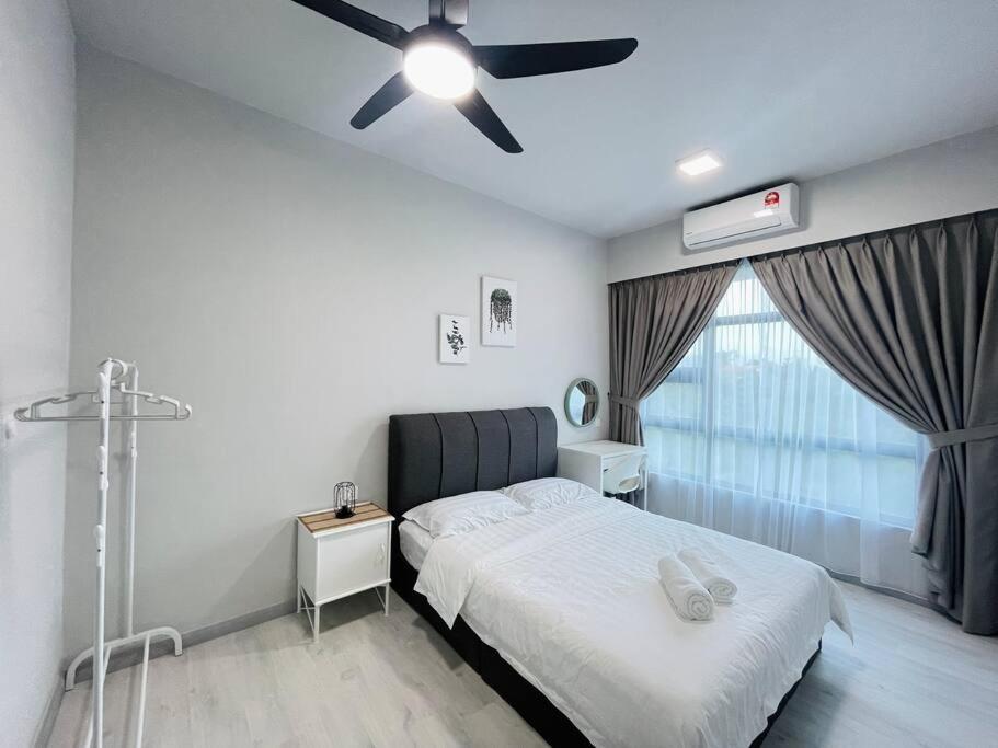 Jesselton Quay,2Br,4-5Pax,Mountain View Apartment Kota Kinabalu Exterior photo